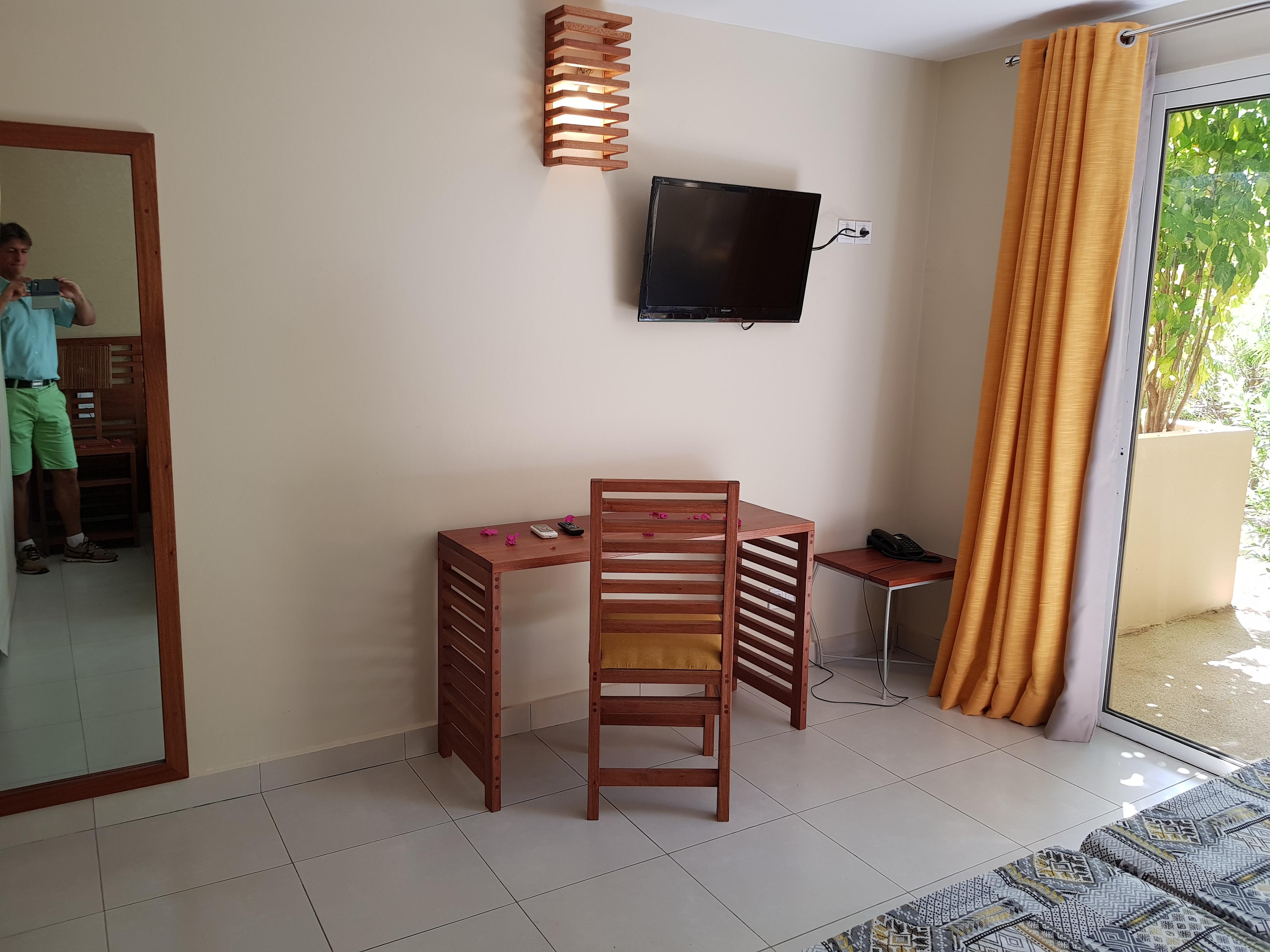 Royal Saly Hotel Buitenkant foto