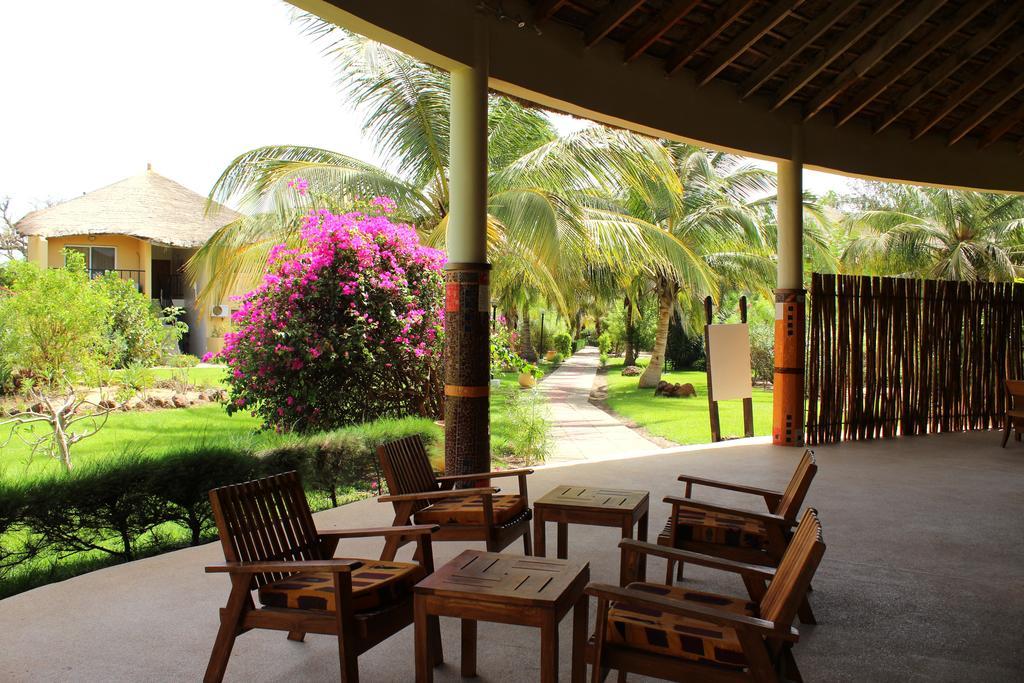 Royal Saly Hotel Buitenkant foto