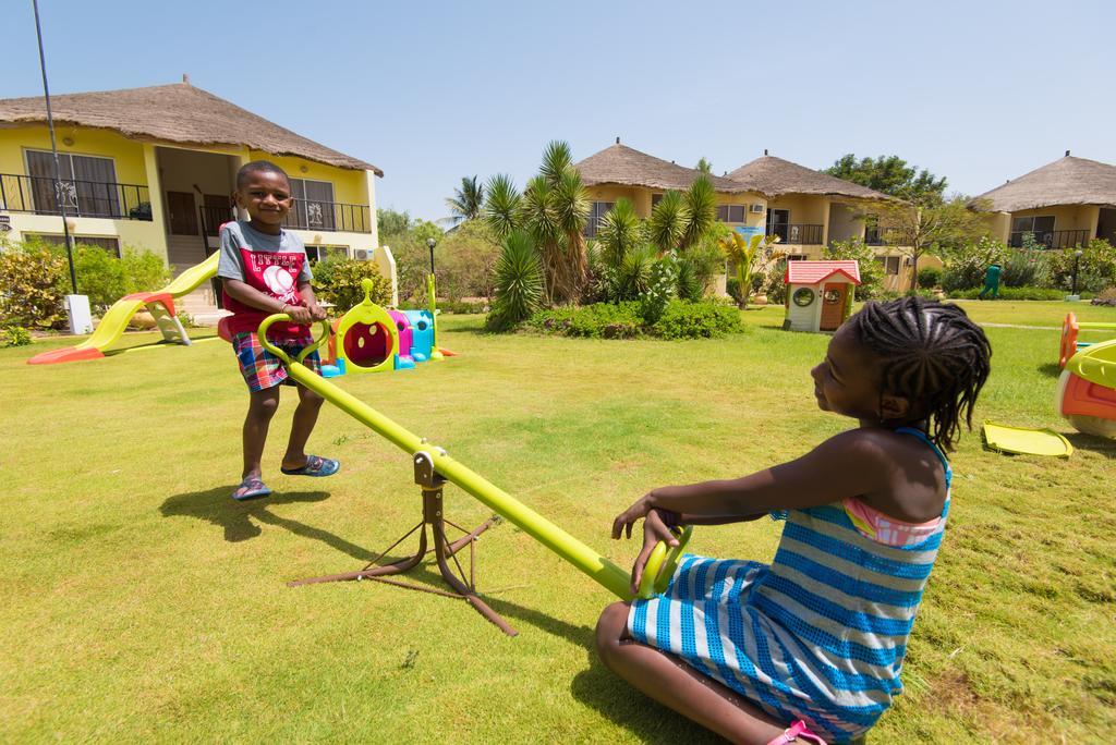 Royal Saly Hotel Buitenkant foto