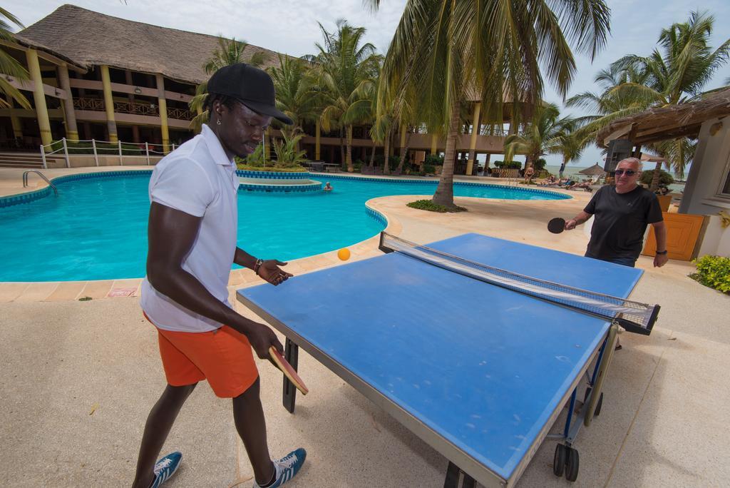 Royal Saly Hotel Buitenkant foto